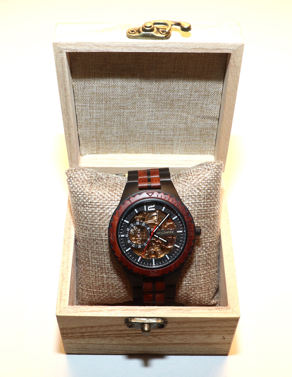 Δείτε το "Elysium Rosso Men"