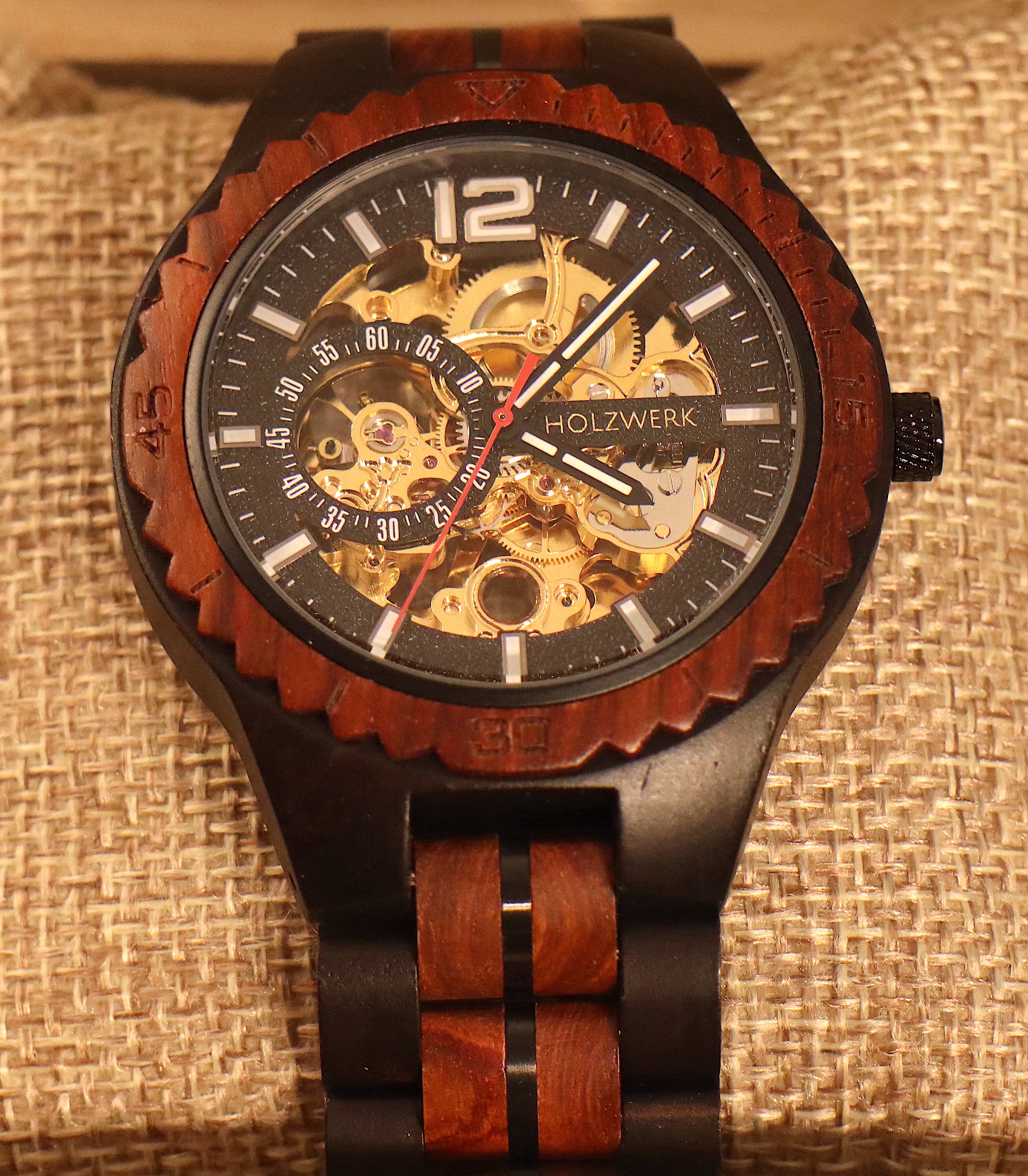 Δείτε το "Elysium Rosso Men"