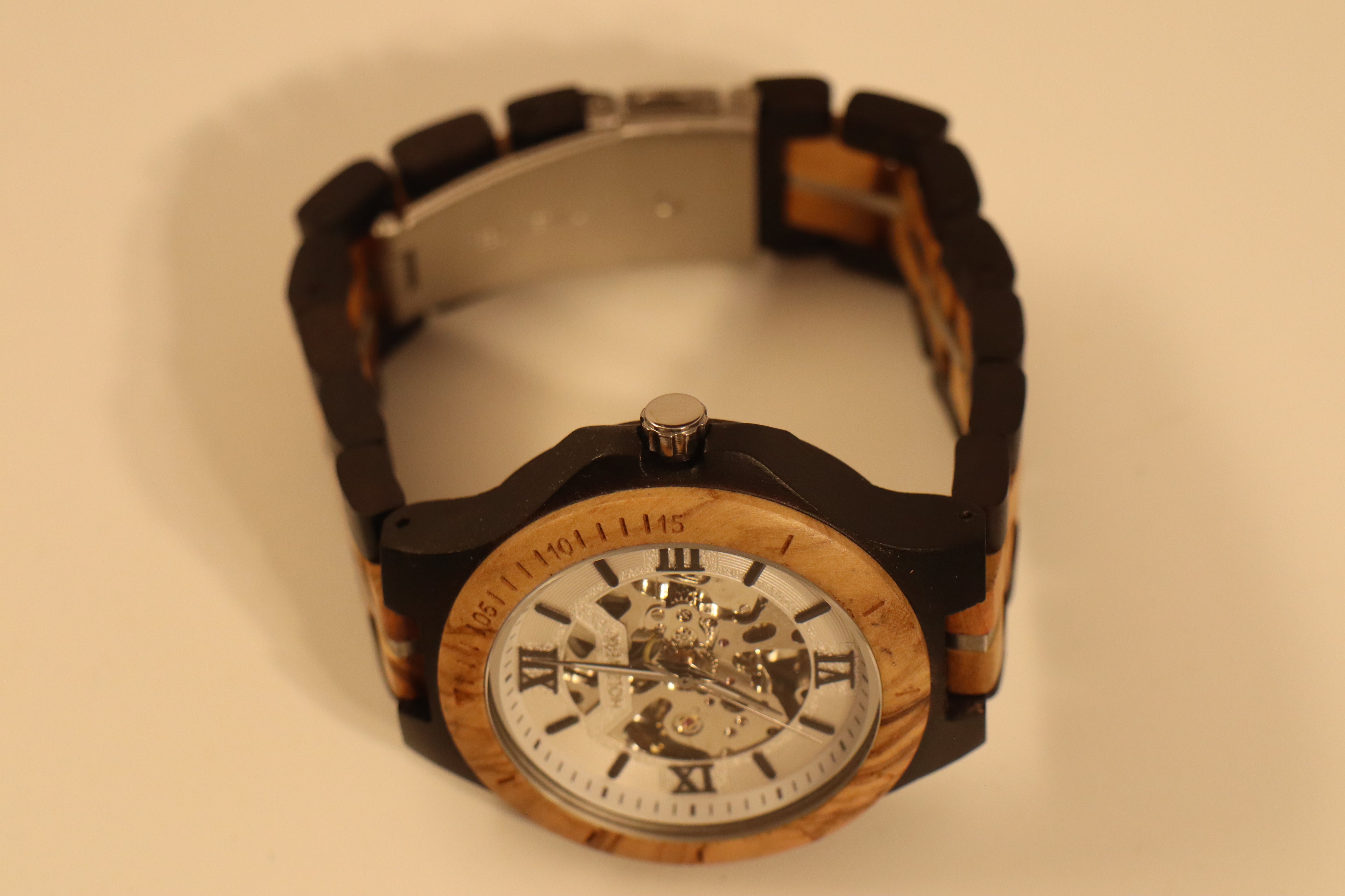 Ρολόι "Ολίβια Νότουρνα"